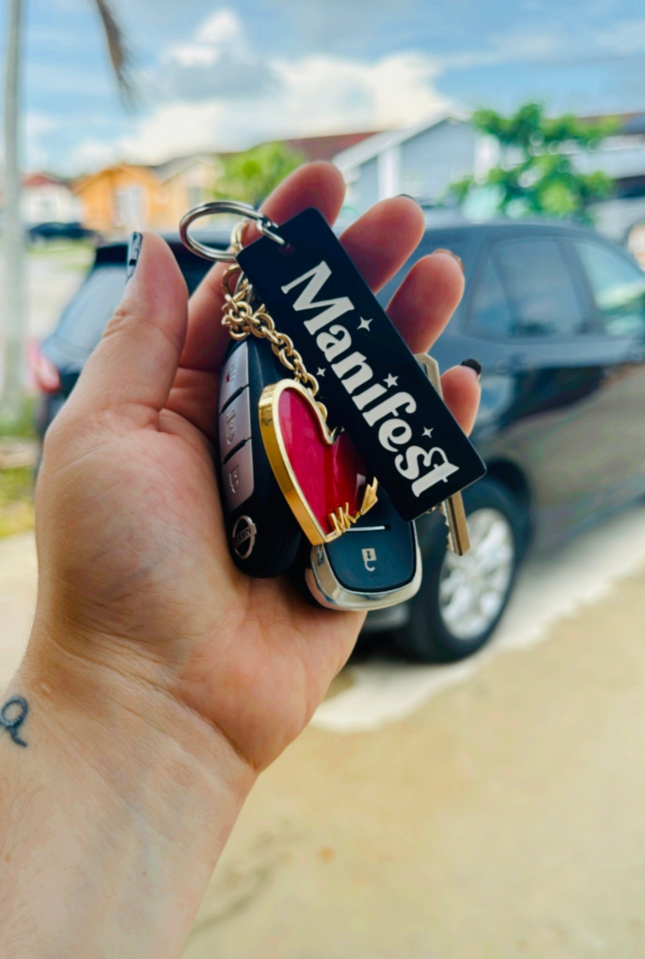 Manifest Keychain