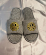 Load image into Gallery viewer, Smile Face Slippers
